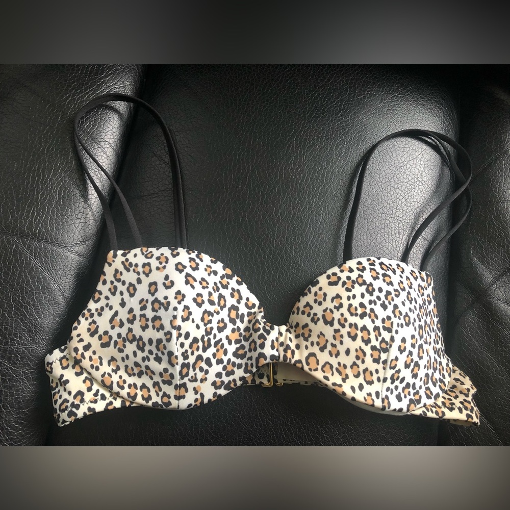 Victoria’s Secret White Cheetah Print Bikini swim suit Top swimsuit (top only)